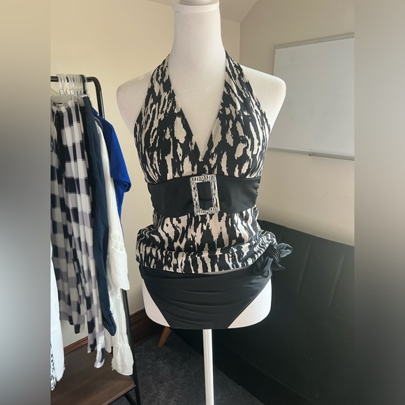 Two Piece Tankini - Picture 4 of 7